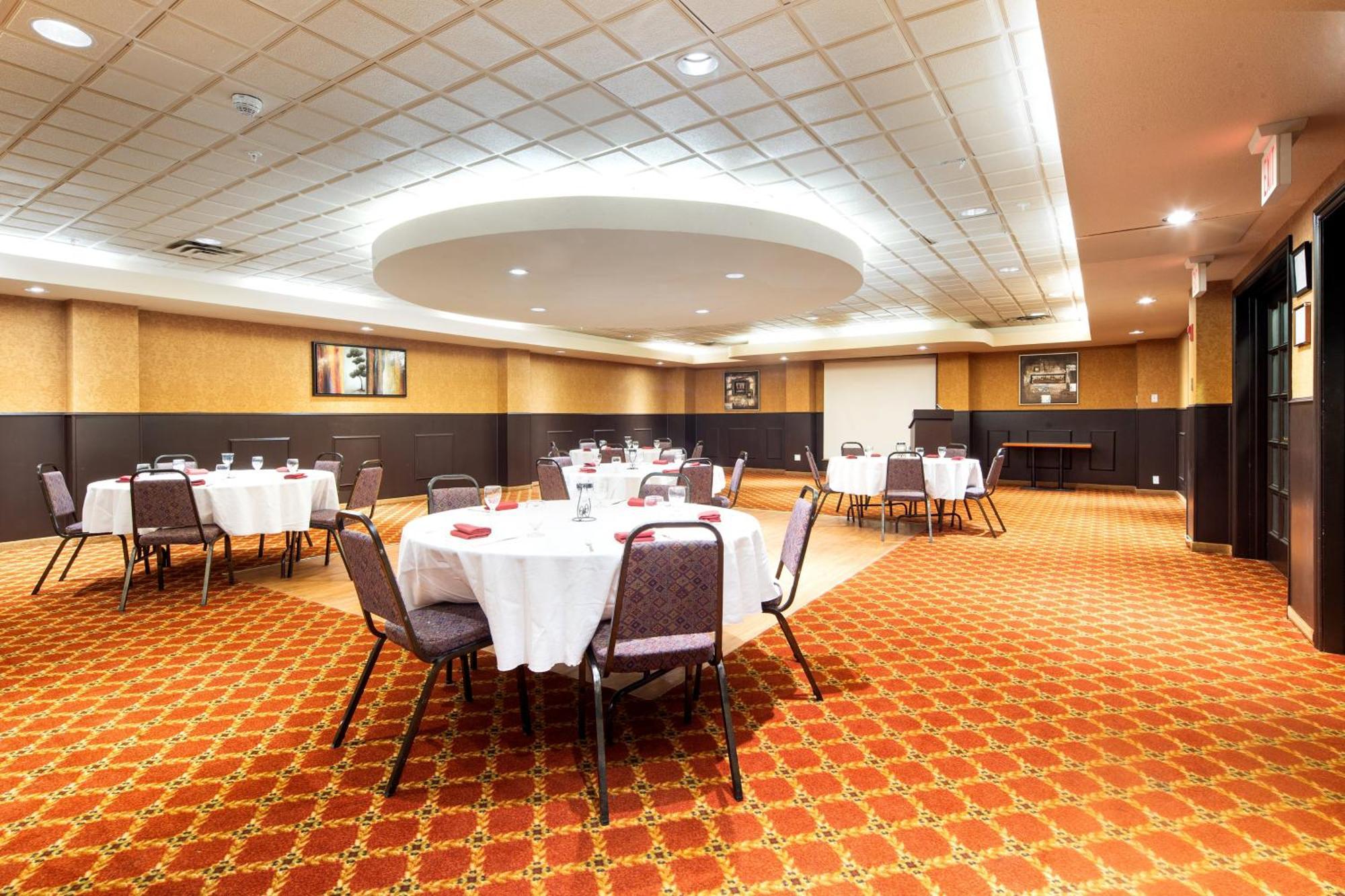 Holiday Inn Hinton By Ihg Exterior foto